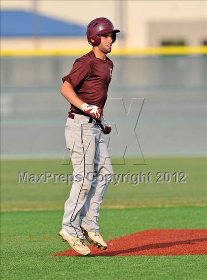Thumbnail 2 in Colbert @ Krum photogallery.