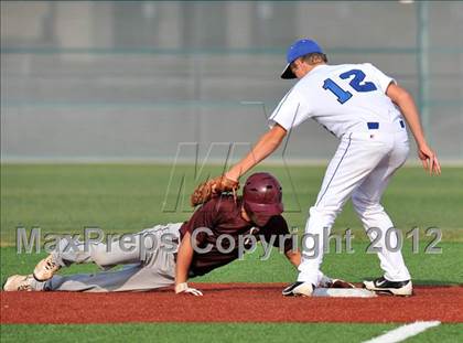 Thumbnail 1 in Colbert @ Krum photogallery.