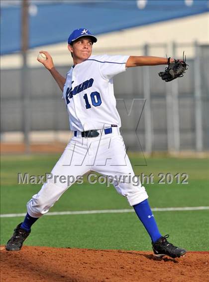Thumbnail 1 in Colbert @ Krum photogallery.