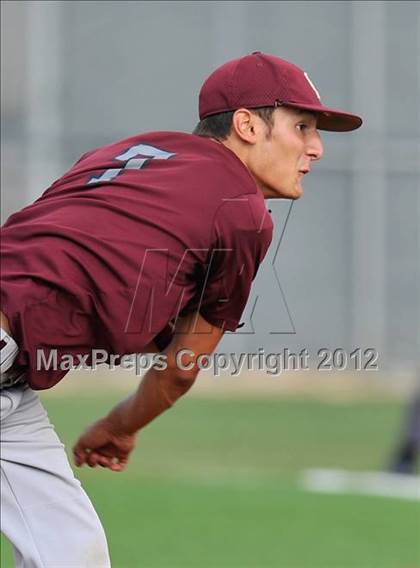 Thumbnail 2 in Colbert @ Krum photogallery.
