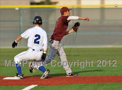 Thumbnail 3 in Colbert @ Krum photogallery.