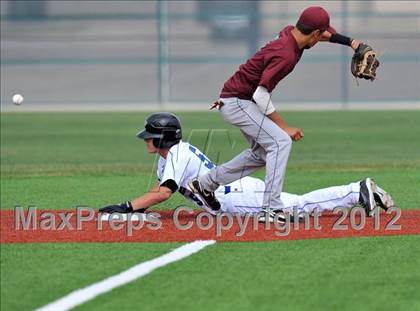 Thumbnail 2 in Colbert @ Krum photogallery.