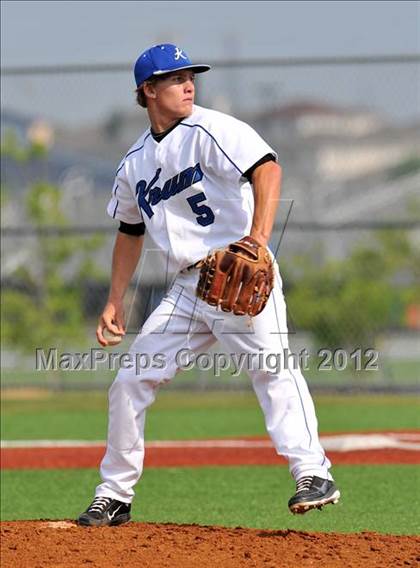 Thumbnail 1 in Colbert @ Krum photogallery.