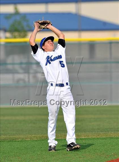 Thumbnail 2 in Colbert @ Krum photogallery.
