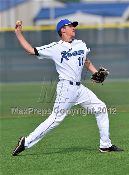 Thumbnail 3 in Colbert @ Krum photogallery.