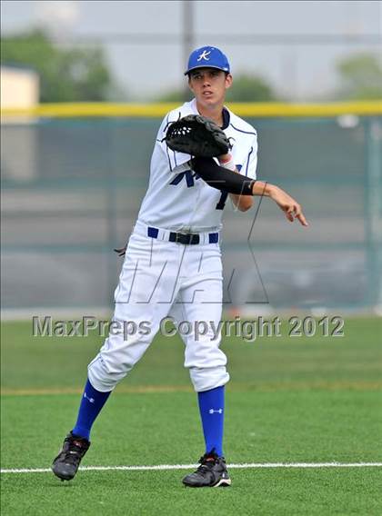Thumbnail 1 in Colbert @ Krum photogallery.