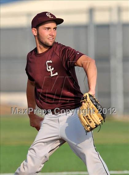 Thumbnail 3 in Colbert @ Krum photogallery.