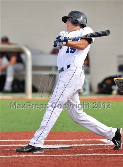 Thumbnail 3 in Colbert @ Krum photogallery.