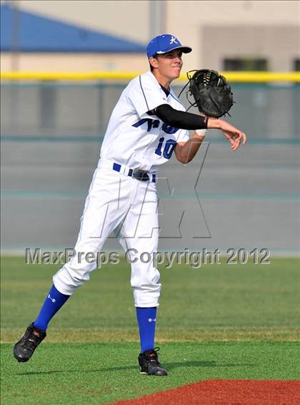 Thumbnail 1 in Colbert @ Krum photogallery.