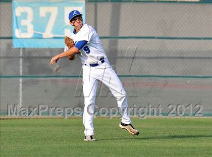 Thumbnail 3 in Colbert @ Krum photogallery.