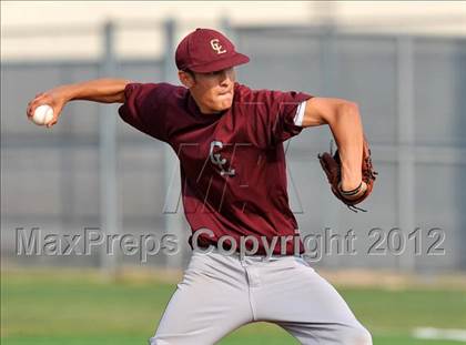 Thumbnail 2 in Colbert @ Krum photogallery.