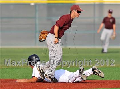 Thumbnail 1 in Colbert @ Krum photogallery.