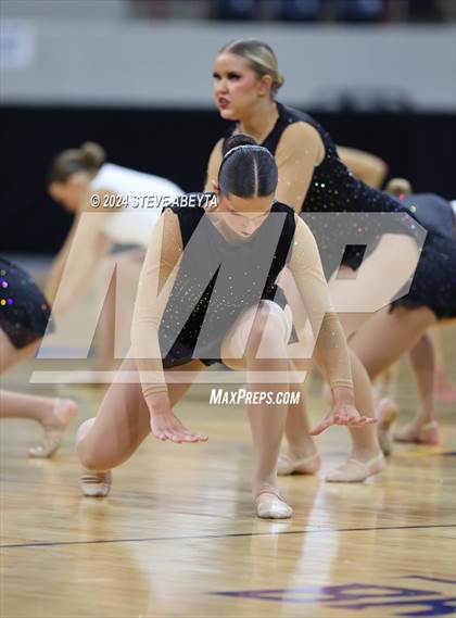 Thumbnail 1 in Mountain Vista (CHSAA 5A State Spirit Championships) photogallery.