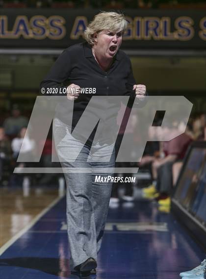 Thumbnail 2 in Ursuline vs. Albertus Magnus (Section 1 Class AA Semifinal) photogallery.