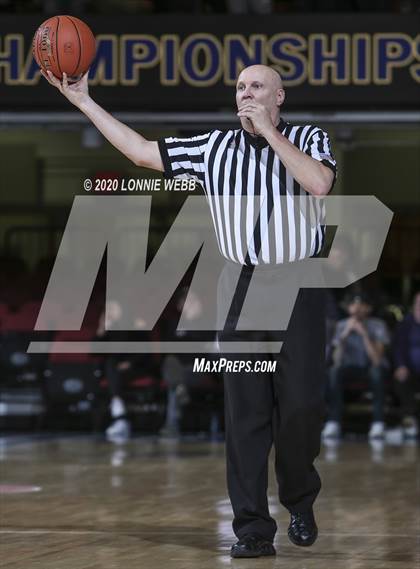 Thumbnail 1 in Ursuline vs. Albertus Magnus (Section 1 Class AA Semifinal) photogallery.