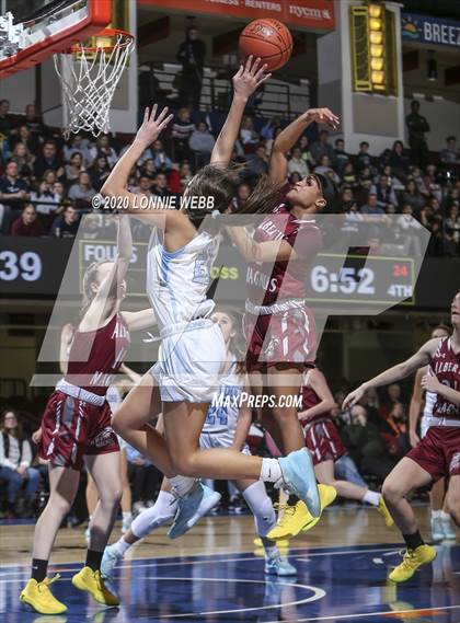 Thumbnail 3 in Ursuline vs. Albertus Magnus (Section 1 Class AA Semifinal) photogallery.
