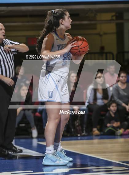Thumbnail 3 in Ursuline vs. Albertus Magnus (Section 1 Class AA Semifinal) photogallery.