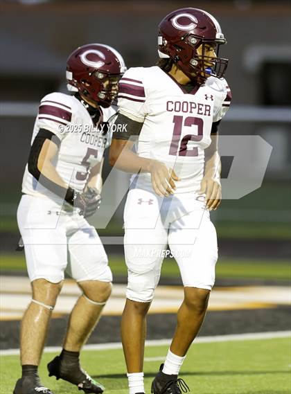 Thumbnail 2 in Grand Saline vs Cooper photogallery.