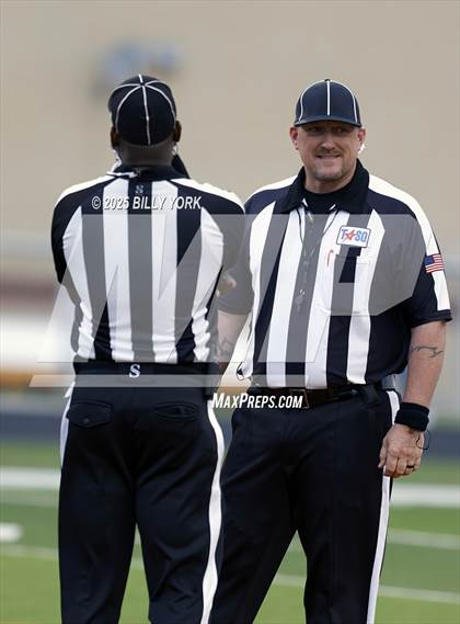 Thumbnail 3 in Grand Saline vs Cooper photogallery.