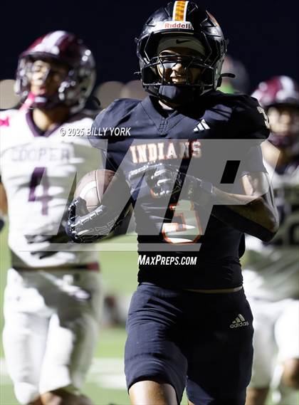 Thumbnail 1 in Grand Saline vs Cooper photogallery.