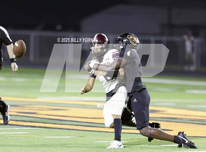 Thumbnail 2 in Grand Saline vs Cooper photogallery.