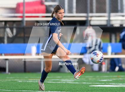 Thumbnail 1 in Exeter vs. Timberlane (NHIAA Division 1 Quarterfinal) photogallery.