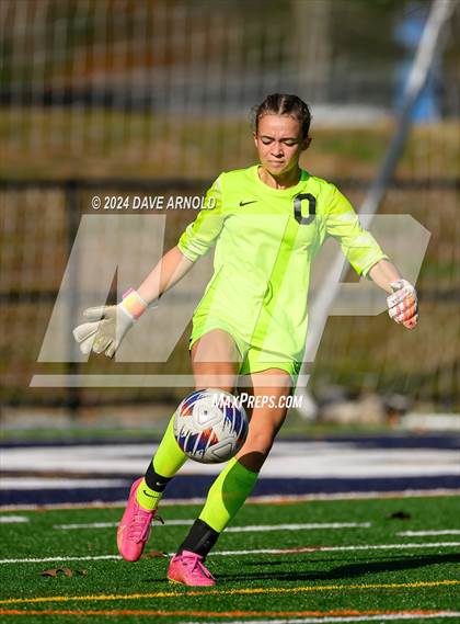 Thumbnail 2 in Exeter vs. Timberlane (NHIAA Division 1 Quarterfinal) photogallery.