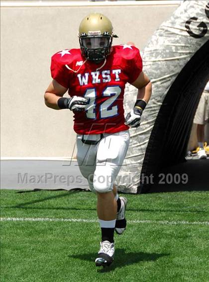 Thumbnail 3 in Michigan HS Football Coaches Association All-Star Game photogallery.
