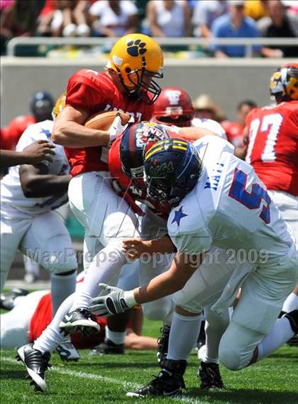 Thumbnail 2 in Michigan HS Football Coaches Association All-Star Game photogallery.