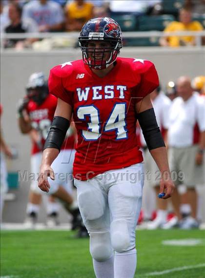 Thumbnail 3 in Michigan HS Football Coaches Association All-Star Game photogallery.