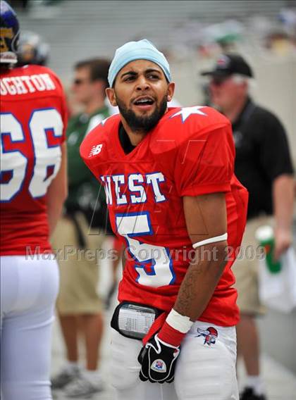 Thumbnail 1 in Michigan HS Football Coaches Association All-Star Game photogallery.