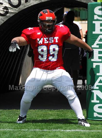 Thumbnail 1 in Michigan HS Football Coaches Association All-Star Game photogallery.