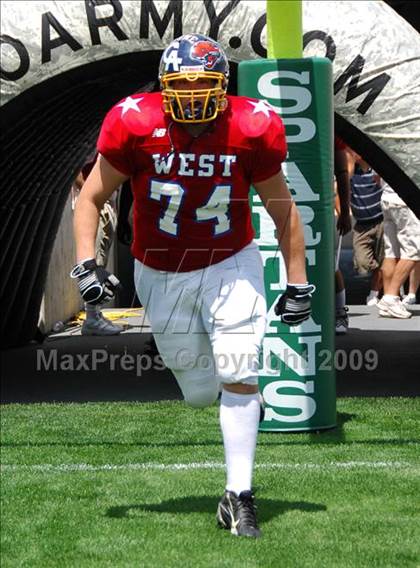 Thumbnail 3 in Michigan HS Football Coaches Association All-Star Game photogallery.