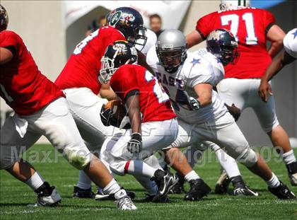 Thumbnail 1 in Michigan HS Football Coaches Association All-Star Game photogallery.