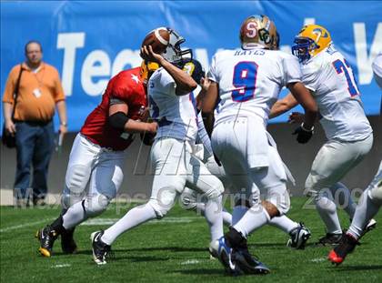 Thumbnail 1 in Michigan HS Football Coaches Association All-Star Game photogallery.