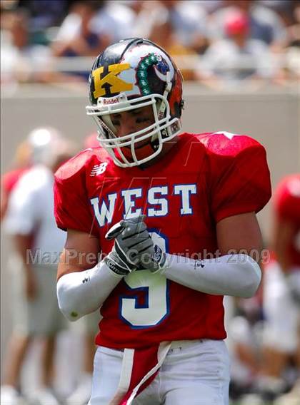 Thumbnail 2 in Michigan HS Football Coaches Association All-Star Game photogallery.
