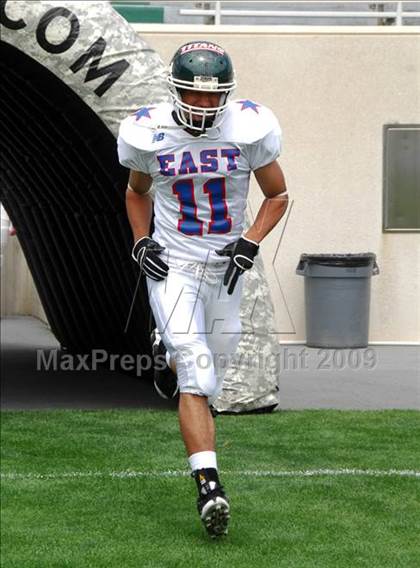 Thumbnail 2 in Michigan HS Football Coaches Association All-Star Game photogallery.