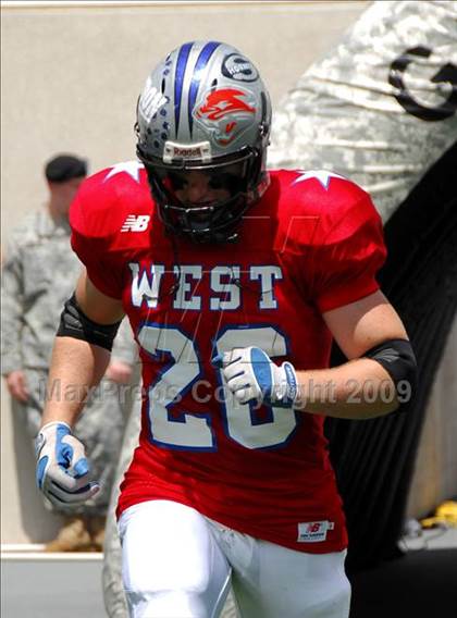 Thumbnail 2 in Michigan HS Football Coaches Association All-Star Game photogallery.