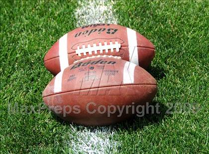 Thumbnail 3 in Michigan HS Football Coaches Association All-Star Game photogallery.