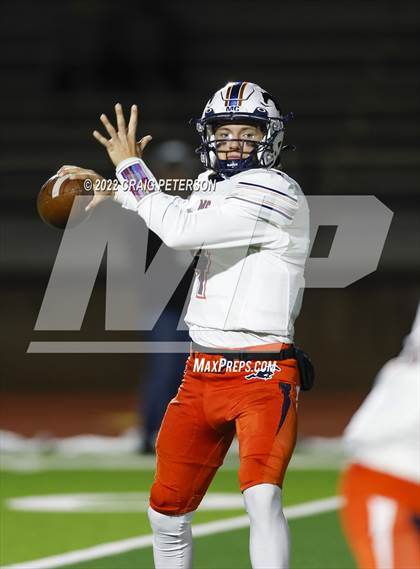 Thumbnail 2 in Mountain Crest vs. Desert Hills (UHSAA 4A Semifinal) photogallery.