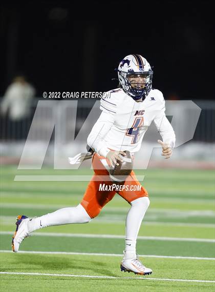 Thumbnail 2 in Mountain Crest vs. Desert Hills (UHSAA 4A Semifinal) photogallery.