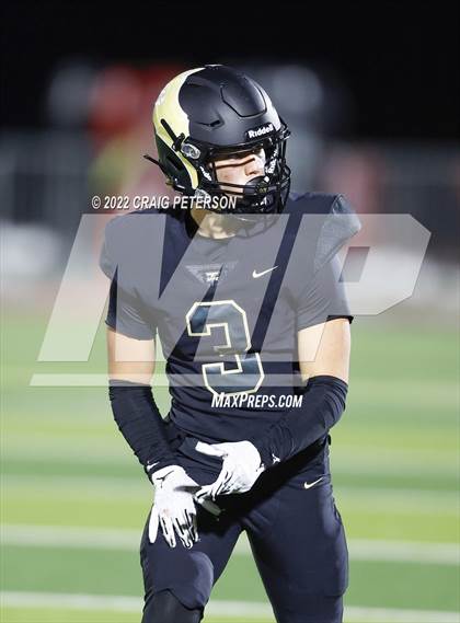 Thumbnail 1 in Mountain Crest vs. Desert Hills (UHSAA 4A Semifinal) photogallery.