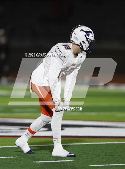 Thumbnail 1 in Mountain Crest vs. Desert Hills (UHSAA 4A Semifinal) photogallery.