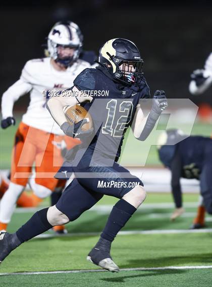 Thumbnail 2 in Mountain Crest vs. Desert Hills (UHSAA 4A Semifinal) photogallery.