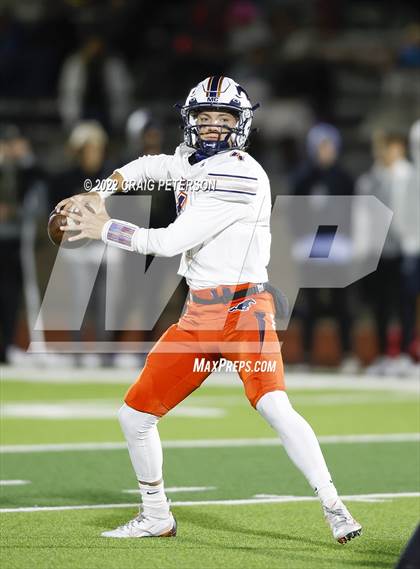 Thumbnail 1 in Mountain Crest vs. Desert Hills (UHSAA 4A Semifinal) photogallery.