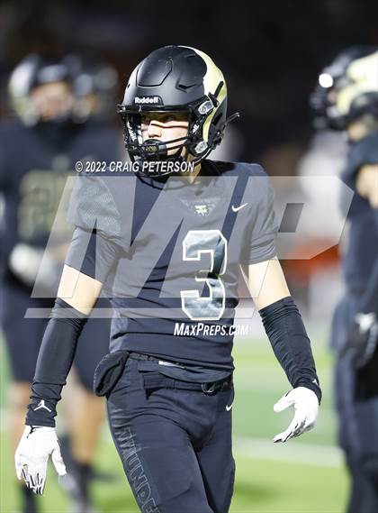Thumbnail 1 in Mountain Crest vs. Desert Hills (UHSAA 4A Semifinal) photogallery.