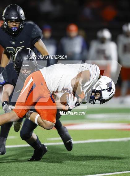 Thumbnail 3 in Mountain Crest vs. Desert Hills (UHSAA 4A Semifinal) photogallery.