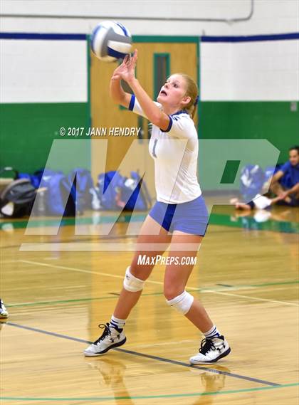 Thumbnail 2 in Village Christian vs. Pleasant Grove (Durango Fall Classic) photogallery.