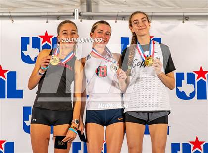 Thumbnail 1 in UIL Girls Cross Country Finals (Awards) photogallery.