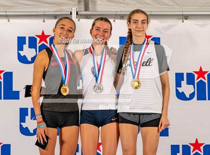 Thumbnail 3 in UIL Girls Cross Country Finals (Awards) photogallery.